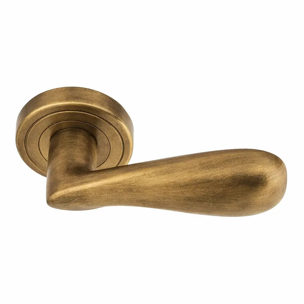 AI-LR-122-Antique-Brass